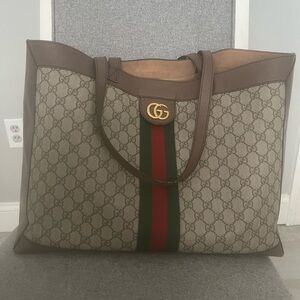Authentic big Gucci Tote bag